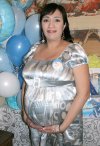 14012007
Dulce Valadez de Sandoval junto a su hija Ximena Sandoval, en la fiesta de regalos para bebé que le fue preparada.