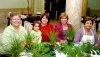 13012008_d_Carmen Sáenz y sus hijas Carmen y Cristian Izquierdo, disfrutaron de festejo navideño.