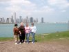 La Sritas. Miriam Alejandra y Erika Patricia Martinez Flores junto con su tia Betty Flores y por la Sra. Esther Zapata el 01 de mayo del 2007 en su pasado viaje a la Cd. de Chicago Illinoins, a las afueras del planetario.