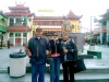 George Ellis, Irma Díaz de Ellis e Irma Garza de Díaz, en el China Town de Los Ángeles, California, el pasado mes de abril.