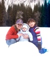 Clara Prieto, Andres y Andrea Amaral en Yosemite Falls, Yosemite, CA.