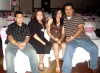 Familia Vielma Fuerrero en una quinceañera en Fort Worth, Tx.