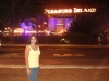 Graciela Mendoza en Pleasure Island, en su actual visita por Downtown Disney, Orlando Florida.