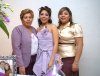04022008
La festejada acompañada por su mamá Sandra L. Alcalá de Barraza y su hermana Sendy Barraza Alcalá.