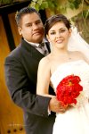 Srita. Miriam Paredes  López el día de su boda con el Sr. Rodrigo Pérez Díaz. Estudio Carlos Maqueda