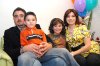 20022008
Mónica con sus hijos Alejandra y Armando Pérez Merodio.