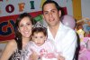 02032008
Karina Pachicano con los niños Danna Paulina y Pablo Sebastián