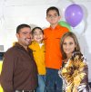09032008
Alejandro Vélez Ramírez festejó sus cuatro años a lado de sus amigos y su familia.