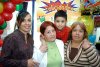 09032008
El pequeño Ángel en compañía de su mamá Karla Rubí Cassio y de sus abuelitas, María Elena Perales y Conchita Corpus.