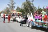 Aunque la cita fue en punto de las
11 de la mañana en la Plaza de Armas
de Lerdo, desde temprana hora, cientos
de familias, se dieron cita en los diversos puntos de reunión de este tradicional desfile.