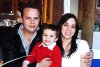 14032008
Genaro y Ana Tere Torres y su hijito Luis.