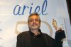 Los músicos Joselo Rangel (izq.) y Alejandro Giacoman (der.) posan tras recibir el Ariel en la categoría Música Compuesta para Cine por el largometraje 'Quemar las naves'.