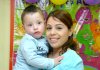 23032008
Carlos Blanco Rodríguez con su mamá Claudia Rodríguez de Blanco, el día que cumplió dos años de edad.