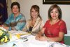 23032008
Lupita de Alvarado, Betty Leaños de Aguilera y Verónica de Bañuelos, miembros de la mesa directiva.