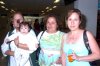 07042008
Marisela Martínez fue despedida por Fernanda Hernández, Marisela Hernández y la pequeña Fernanda Huerta, por su viaje a Tijuana.