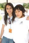 13042008
Karla Jarai y Paola Gutiérrez, en un festejo escolar
