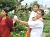 El secretario general de la ONU, Ban Ki-moon, dijo estar alarmado por la afirmación del Gobierno de Birmania (Myanmar) de que el ciclón 'Nargis' puede haber dejado más 20 mil muertos a su paso por el sur de ese país. Ban reiteró, durante un encuentro con la prensa, que Naciones Unidas 'hará todo lo que pueda para proporcionar ayuda humanitaria' al pueblo birmano.