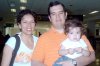 06052008
Salió a Hermosillo, Sonora, Christian Viesca y fue despedido por Ana Anguiano y Marilú Mier