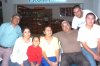 19052008
Alberto Morales viajó a Tijuana y lo despidió la familia Morales.