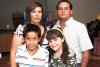 07052008
Ricardo Ferriño y Martha Treviño a lado de sus hijos Ale y Diego Ferriño Treviño