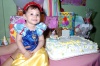 29052008_j_La pequeña Karla Ximena cumplió un año de edad y fue festejada como princecita