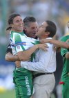 El grito de '¡Santos!, ¡Santos!' se dejaba escuchar con fuerza, como muestra del agradecimiento al equipo.