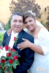 Sr. Iván Flores Barrera y Srita. Karla Patricia Macías Chávez contrajeron matrimonio en la parroquia de Santa Rosa de Lima, el domingo cuatro de mayo de 2008.