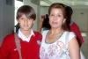 06062008
Fernando David Arce llegó de México y fue recibido por la señora Leonor Juárez
