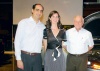 Cristina de Buendía, Ileana y Roberto Ramírez.