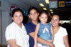 12062008
Arely Álvarez viajó a la ciudad de Tijuana, Baja California y fue despedida por Luis Carlos y Lupita  Álvarez.