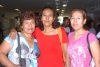 21062008
Alejandra y Rosy Téllez fueron despedidas por María del Carmen Ayala, ya que se marcharon a la ciudad de Veracruz