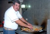15062008
José Alfredo Bustos Buitrón es un papá que le gusta cocinar deliciosos platillos