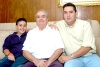 15062008
Tres generaciones forman, don Manuel Galindo Herrera, Manuel Galindo Escandón y Manuel Galindo García