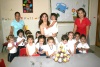 23062008
Luisa Fernanda Reyes Acosta a lado de su mamá Gabriela Acosta y su hermanito.