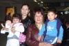 02072008
Alejandra Fragoso, Virginia Manzera y los niños Valeria y Gabriel Aguilar viajaron a la Ciudad de México