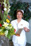 10072008
Petra Escobedo López, recibió un reconocimiento por sus 28 años de servicio al frente de la Clínica del Magisterio