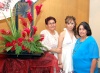 13072008
Nadia Lizeth junto a su futura suegra Alejandra Magallanes Macías y su mamá Carmen Ochoa de Jaramillo
