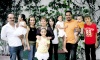 27072008
La cumpleañera con sus hijos; María Mayela y Jesús Fernando; hijo político; Olegario García y sus nietos; Saúl, Paola, Diego Fernando y Marifer