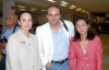26072008
Cristina Salcido, Cristy Hernández y Juan Carlos Hernández realizaron un viaje de placer a la Ciudad de México