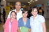 27072008
José Juan Hernández, Ruth Aguirre de Hernández y Ale y Ana Ruth Hernández viajaron a Cancún