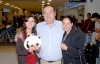 27072008
José Juan Hernández, Ruth Aguirre de Hernández y Ale y Ana Ruth Hernández viajaron a Cancún