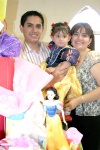 02082008
Lupita Aguirre Delgado cumplió un año y fue festejada como la princesa Blanca Nieves por sus papás Alfonso Aguirre y Lupita Delgado de Aguirre
