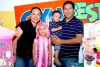 05082008
Sara y Santiago Salazar Vega compañados por sus papás Miriam Vega y Pablo Salazar el día de su fiesta de cumpleaños