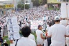 En Monterrey, Nuevo León, dos mil manifestantes se congregaron en la Plaza Morelos y llevaron su marcha hasta la explanada de Los Héroes frente a Palacio de Gobierno.