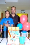 23082008
Violeta y Héctor Hugo Salazar festejaron a sus hijas Dana Lizeth y Fernanda Nicole Salazar Cuevas, al cumplir dos y un año de edad, respectivamente