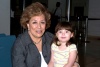 25082008
Guillermina de López y la pequeña Isabela Almaraz viajaron a la Ciudad de México.
