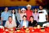 29082008
Como todo un vaquero del oste, Eduardo Araluce celebró su cumpleaños en compañía de un grupo de amistades