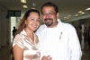 30092008
Eugenio Cota y Ma. Eugenia López de Cota llegaron de Las Vegas, los recibió Enrique Cota.