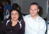 02092008
Georgina Canaan viajó a Veracruz y la despidió José Luis de los Santos.