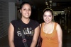 02092008
Rosa Elena Arias viajó a Nueva York y la despidió la familia Carrillo.